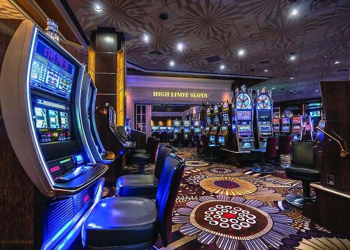 Best Hotels with Free Parking in Las Vegas