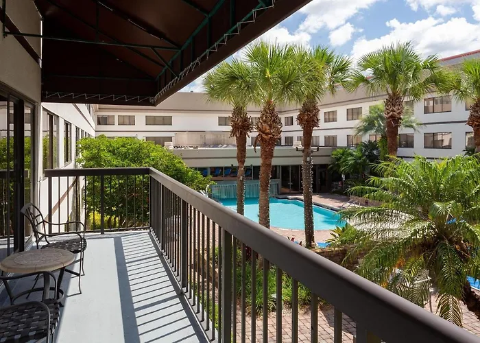 Discover the Top Accommodations Offering Free Breakfast Near Orlando Airport