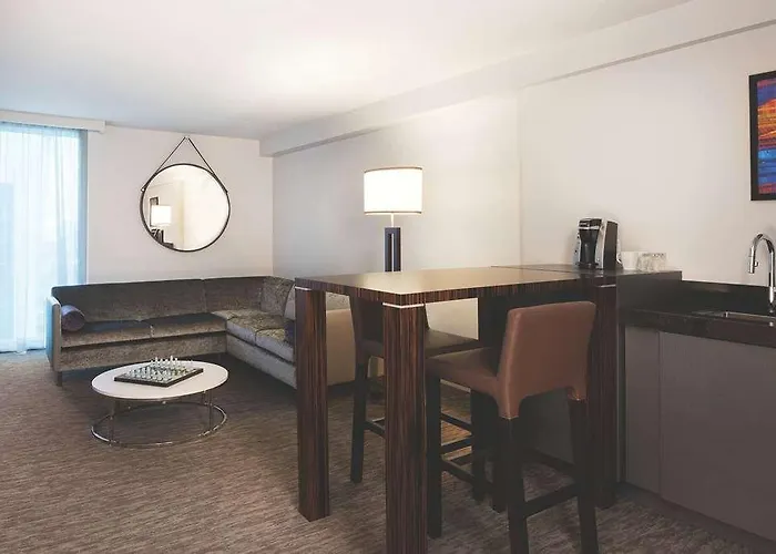 Top Las Vegas Hotels Specials for a Thrilling Stay